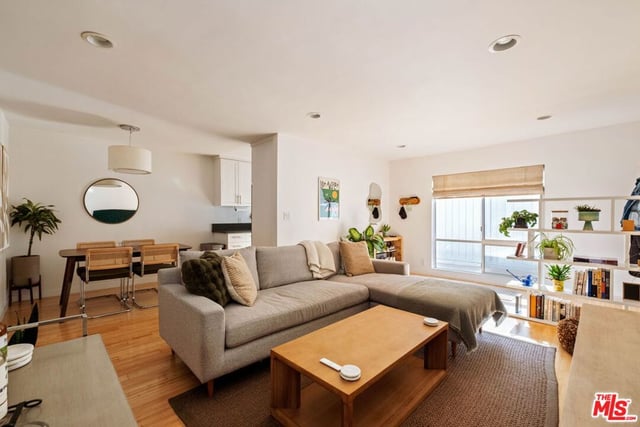 550 N Croft Avenue 2, Los Angeles, CA 90048 — photo 2 of 27