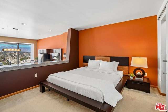 1100 Wilshire Boulevard 2105, Los Angeles, CA 90017 — photo 16 of 39
