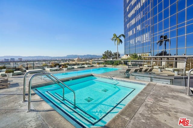 1100 Wilshire Boulevard 2105, Los Angeles, CA 90017 — photo 36 of 39