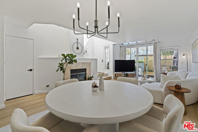 4240 Lost Hills Road 903, Agoura Hills, CA 91301 — photo 10 of 47