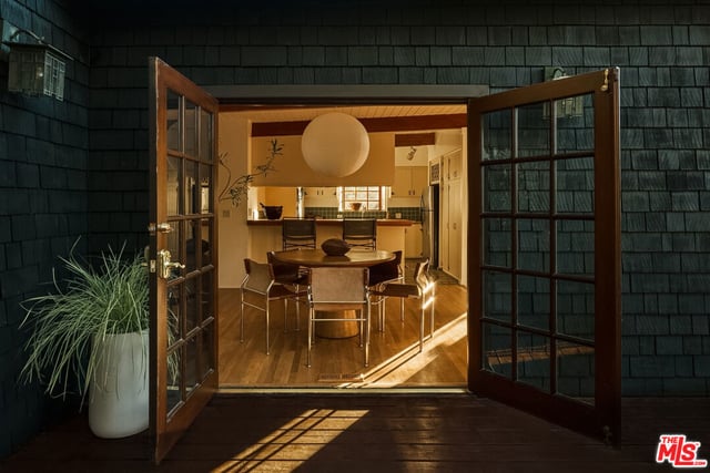2774 Woodstock Road, Los Angeles, CA 90046 — photo 15 of 34