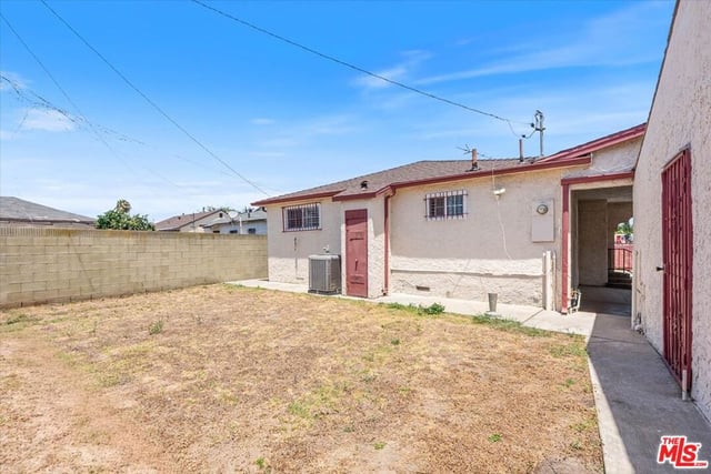 628 E 121st Street, Los Angeles, CA 90059 — photo 27 of 31
