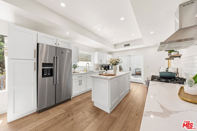 2927 Park Center Drive, Los Angeles, CA 90068 — photo 15 of 53