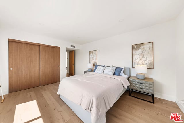 2927 Park Center Drive, Los Angeles, CA 90068 — photo 42 of 53
