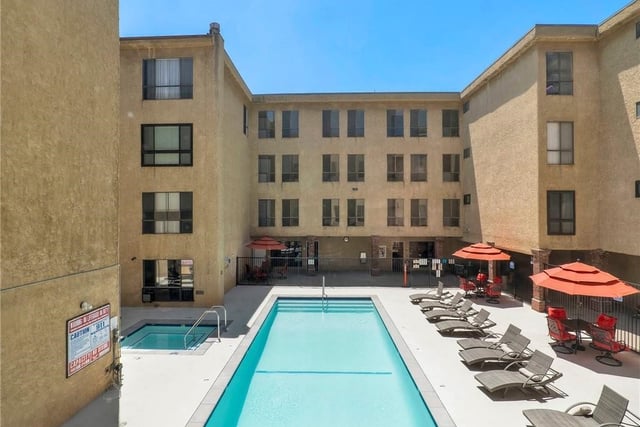 7300 Franklin Avenue 354, Los Angeles, CA 90046 — photo 10 of 19