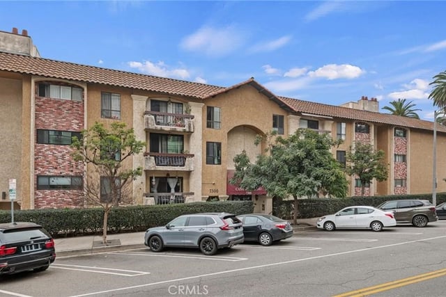 7300 Franklin Avenue 354, Los Angeles, CA 90046 — photo 14 of 19