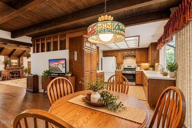 2041 Herron Court, Camarillo, CA 93010 — photo 10 of 26