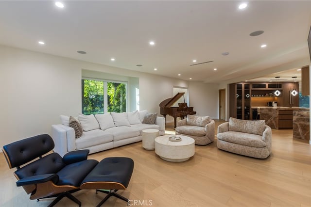 6512 Firmament, Van Nuys, CA 91406 — photo 3 of 75