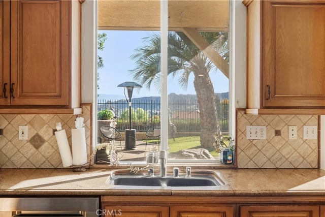 27620 Muir Grove Way, Castaic, CA 91384 — photo 27 of 75