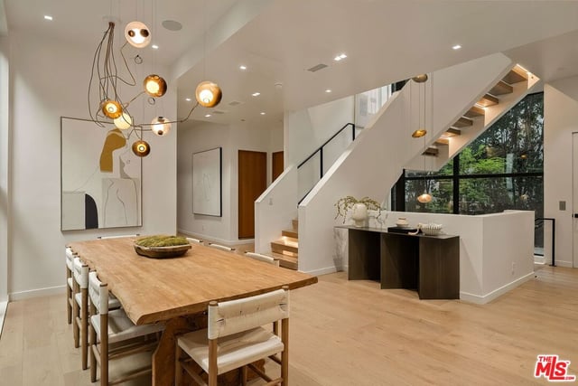 10326 Keswick Avenue, Los Angeles, CA 90064 — photo 10 of 74