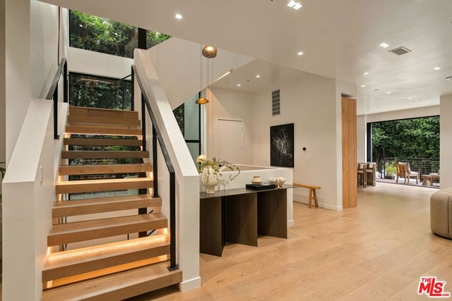 10326 Keswick Avenue, Los Angeles, CA 90064 — photo 27 of 74