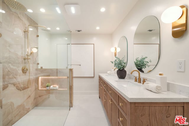 2967 Glendower Avenue, Los Angeles, CA 90027 — photo 132 of 146