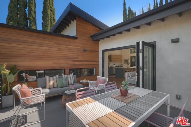 1714 Winmar Drive, Los Angeles, CA 90065 — photo 10 of 22