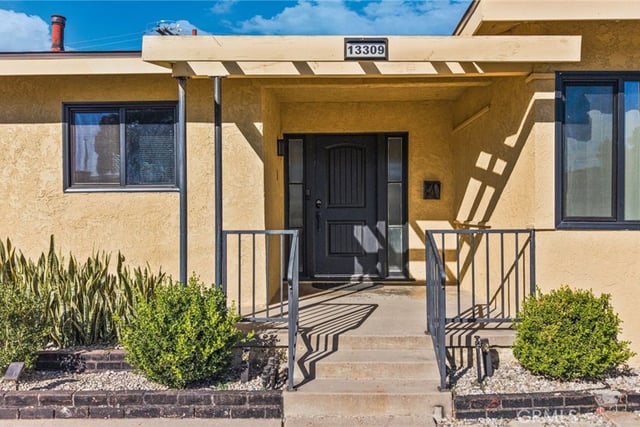 13309 Alburtis Avenue, Norwalk, CA 90650 — photo 5 of 62