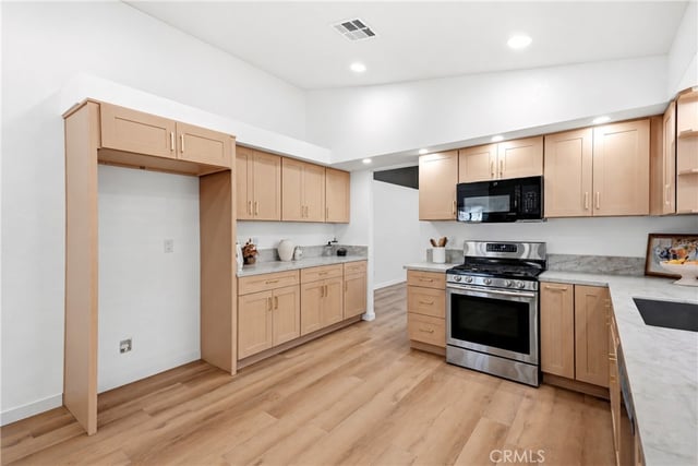 2665 E Avenue Q14, Palmdale, CA 93550 — photo 13 of 42