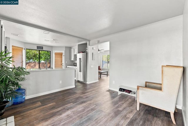 975 Doeskin Ter, Brentwood, CA 94513 — photo 5 of 30