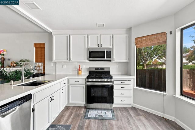 975 Doeskin Ter, Brentwood, CA 94513 — photo 8 of 30