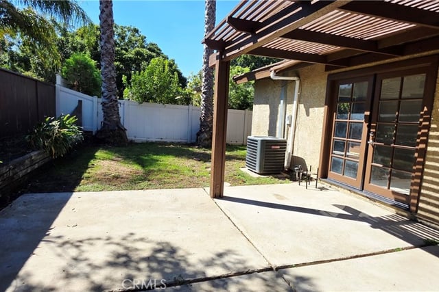 23512 Lampara Drive, Valencia, CA 91355 — photo 15 of 15