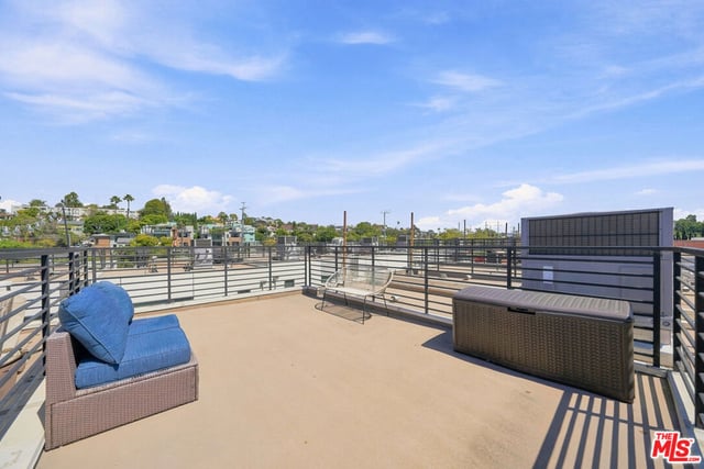 2928 Rowena Avenue 3, Los Angeles, CA 90039 — photo 18 of 22