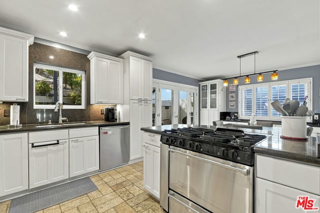 21824 San Miguel Street, Woodland Hills, CA 91364 — photo 19 of 65