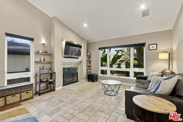 21824 San Miguel Street, Woodland Hills, CA 91364 — photo 8 of 65