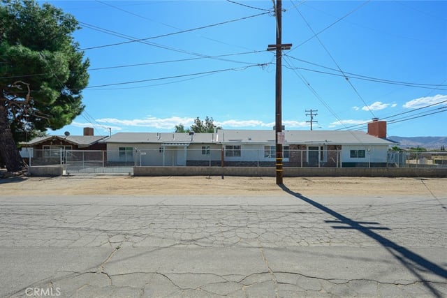 1204 E Avenue Q4, Palmdale, CA 93550 — photo 4 of 50
