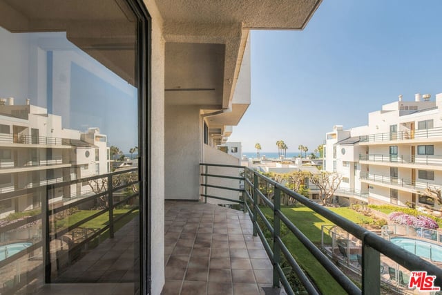 2950 Neilson Way 408, Santa Monica, CA 90405 — photo 16 of 18
