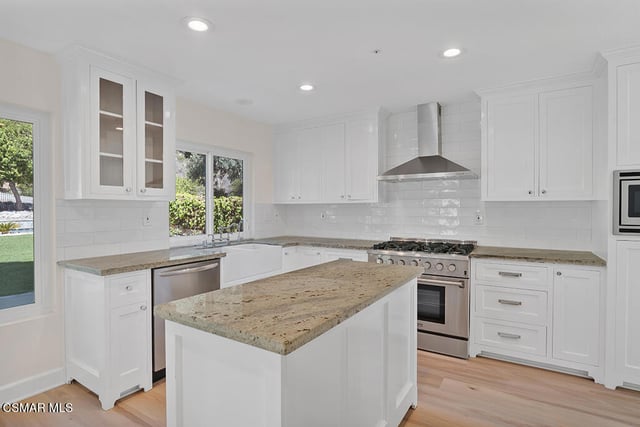 7631 Wiscasset Drive, Canoga Park, CA 91304 — photo 16 of 78