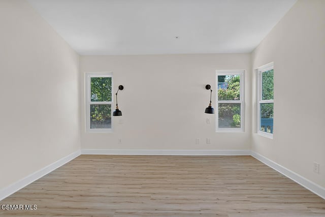 7631 Wiscasset Drive, Canoga Park, CA 91304 — photo 31 of 78