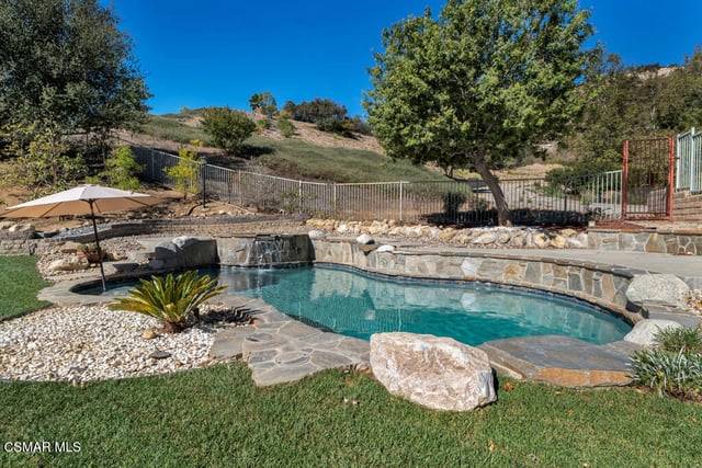 7631 Wiscasset Drive, Canoga Park, CA 91304 — photo 4 of 78