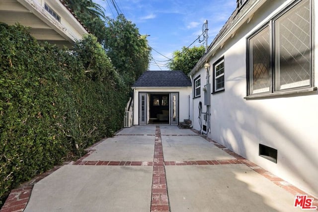8266 Clinton Street, Los Angeles, CA 90048 — photo 30 of 40
