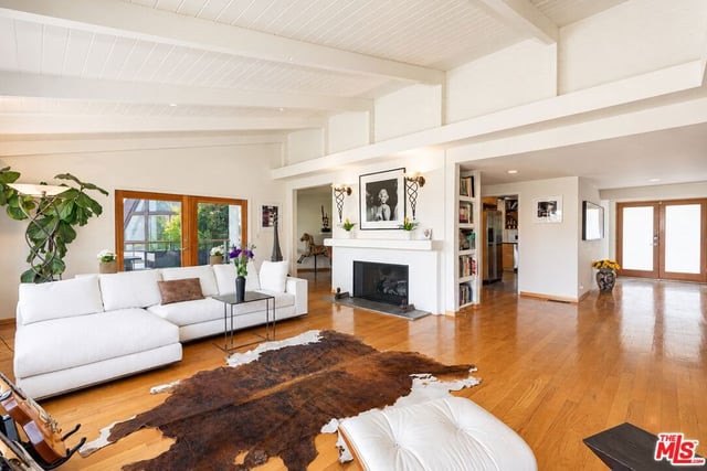 3162 Durand Drive, Los Angeles, CA 90068 — photo 4 of 18