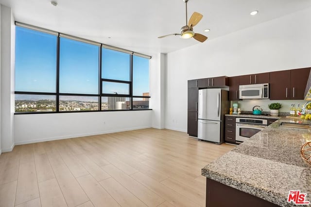 1100 Wilshire Boulevard 1804, Los Angeles, CA 90017 — photo 14 of 35