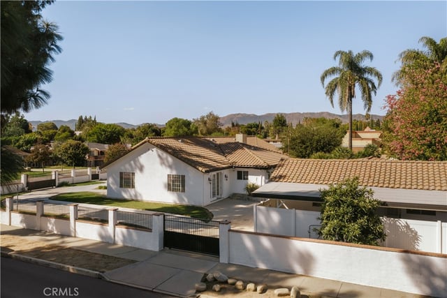 8202 Rhea Avenue, Reseda, CA 91335 — photo 29 of 31