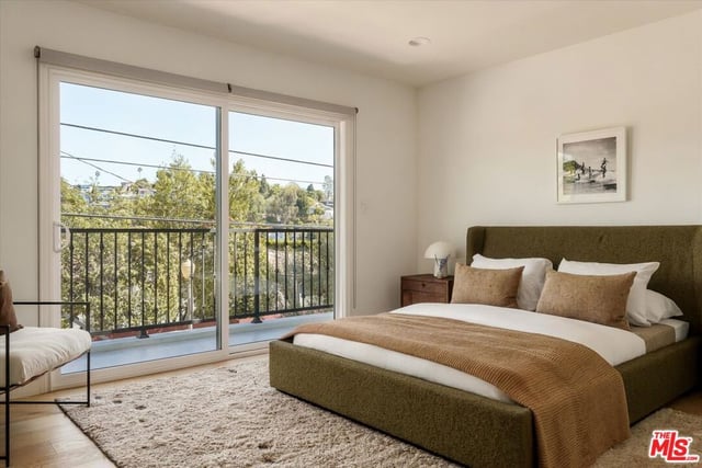 2441 Claremont Avenue, Los Angeles, CA 90027 — photo 16 of 27