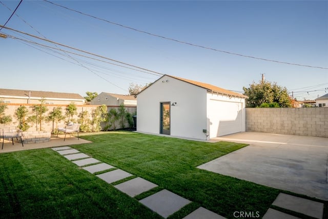 3950 Westside Avenue, Los Angeles, CA 90008 — photo 17 of 19