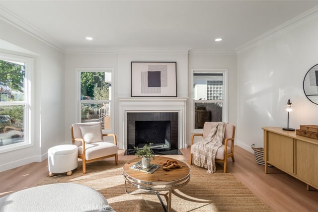3950 Westside Avenue, Los Angeles, CA 90008 — photo 3 of 19