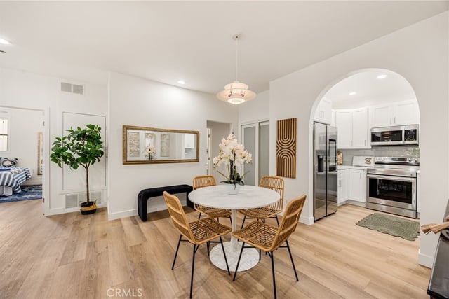 828 N Hudson, Los Angeles, CA 90038 — photo 10 of 21