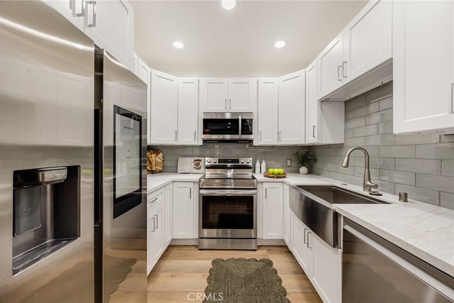 828 N Hudson, Los Angeles, CA 90038 — photo 11 of 21