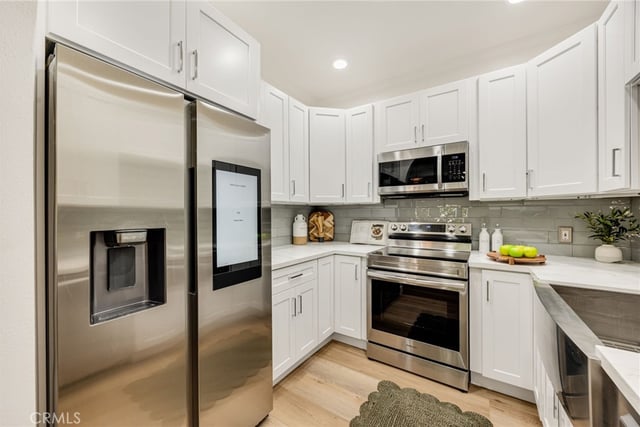 828 N Hudson, Los Angeles, CA 90038 — photo 12 of 21