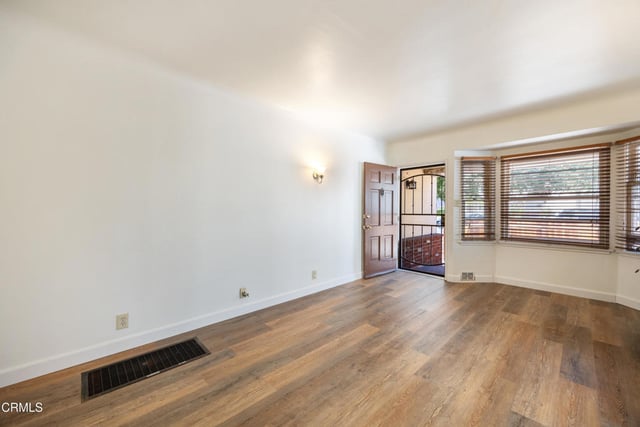 2338 Highbury Avenue, Los Angeles, CA 90032 — photo 3 of 38