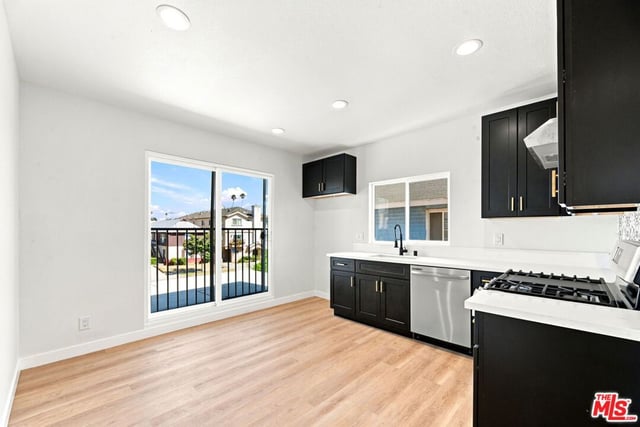 1189 1/2 Crenshaw Boulevard, Los Angeles, CA 90019 — photo 10 of 16
