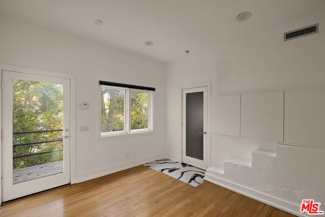 9314 Lloydcrest Drive, Beverly Hills, CA 90210 — photo 54 of 60