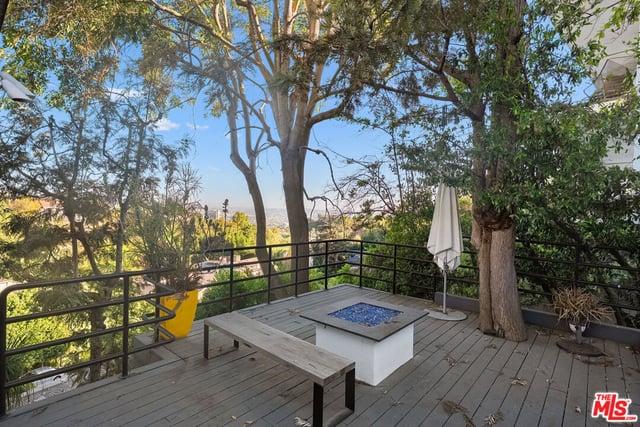 9314 Lloydcrest Drive, Beverly Hills, CA 90210 — photo 56 of 60