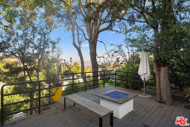 9314 Lloydcrest Drive, Beverly Hills, CA 90210 — photo 57 of 60