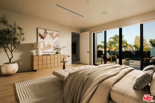 4329 Agnes Avenue, Studio City, CA 91604 — photo 16 of 42
