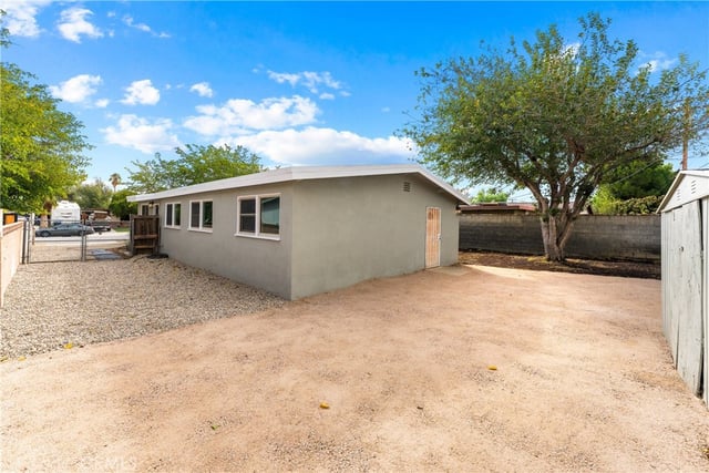 38631 E 3rd Street, Palmdale, CA 93550 — photo 34 of 42