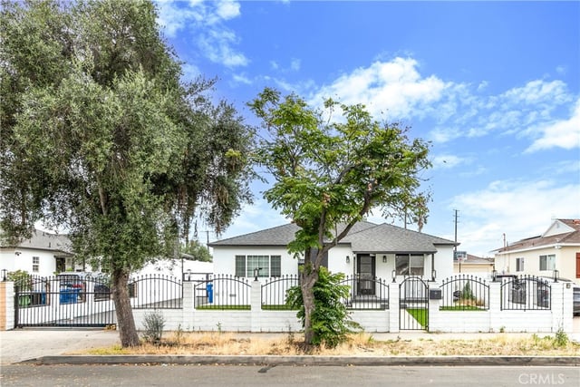 12544 Cantara, North Hollywood, CA 91605 — photo 3 of 39