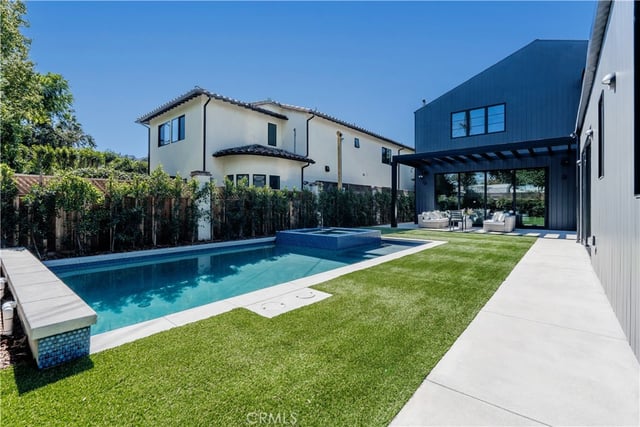 4118 N Wilkinson Avenue, Studio City, CA 91604 — photo 49 of 61