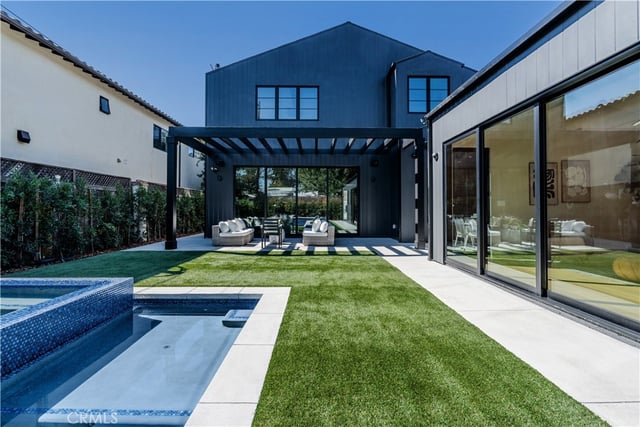 4118 N Wilkinson Avenue, Studio City, CA 91604 — photo 50 of 61